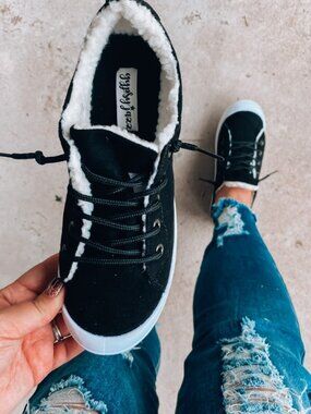 Ronnie Black Sneaker by Very G